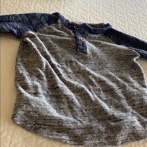 Old navy size 2t blue gray mesh